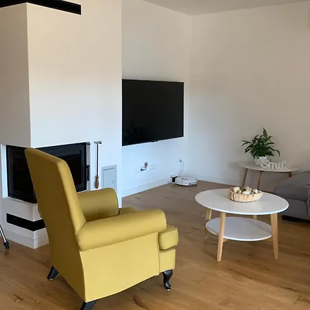 Two Bedroom With Terrace And Sea View 公寓 扎达尔
