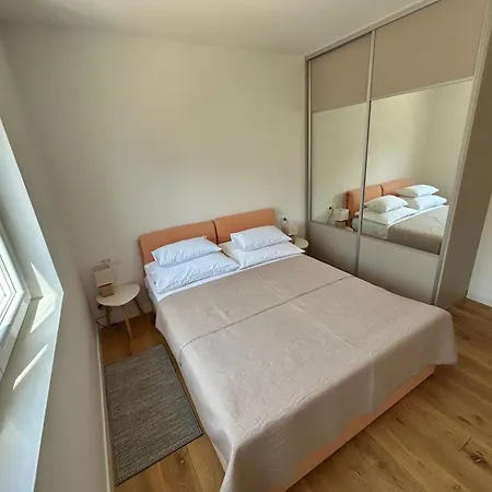 公寓 Two Bedroom With Terrace And Sea View *